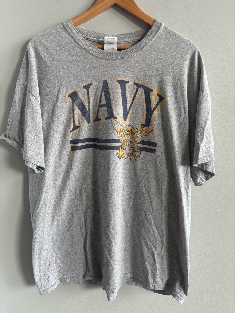 Gildan Ultra Cotton Gray US Navy Eagle Anchor Graphic T-Shirt Men's Size XL